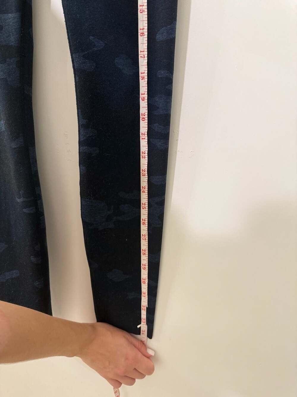 Lululemon Camo Leggings Size 4 Black Multi High Rise Athletic Pants - Picture 6 of 7